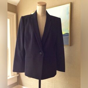 Tahari navy blazer